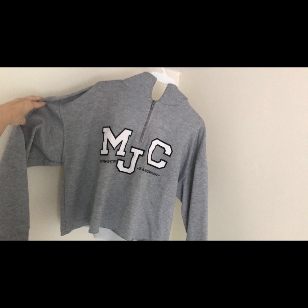 Midwestern Jean company cropped quarter zip